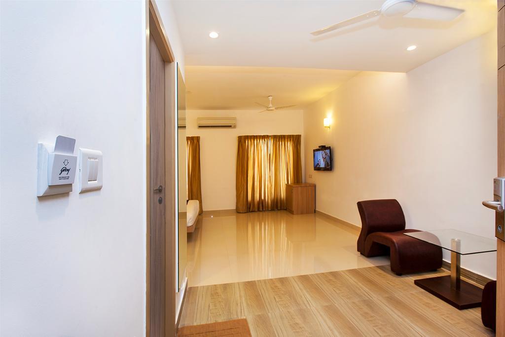 Pebbles Appartement Madras Buitenkant foto
